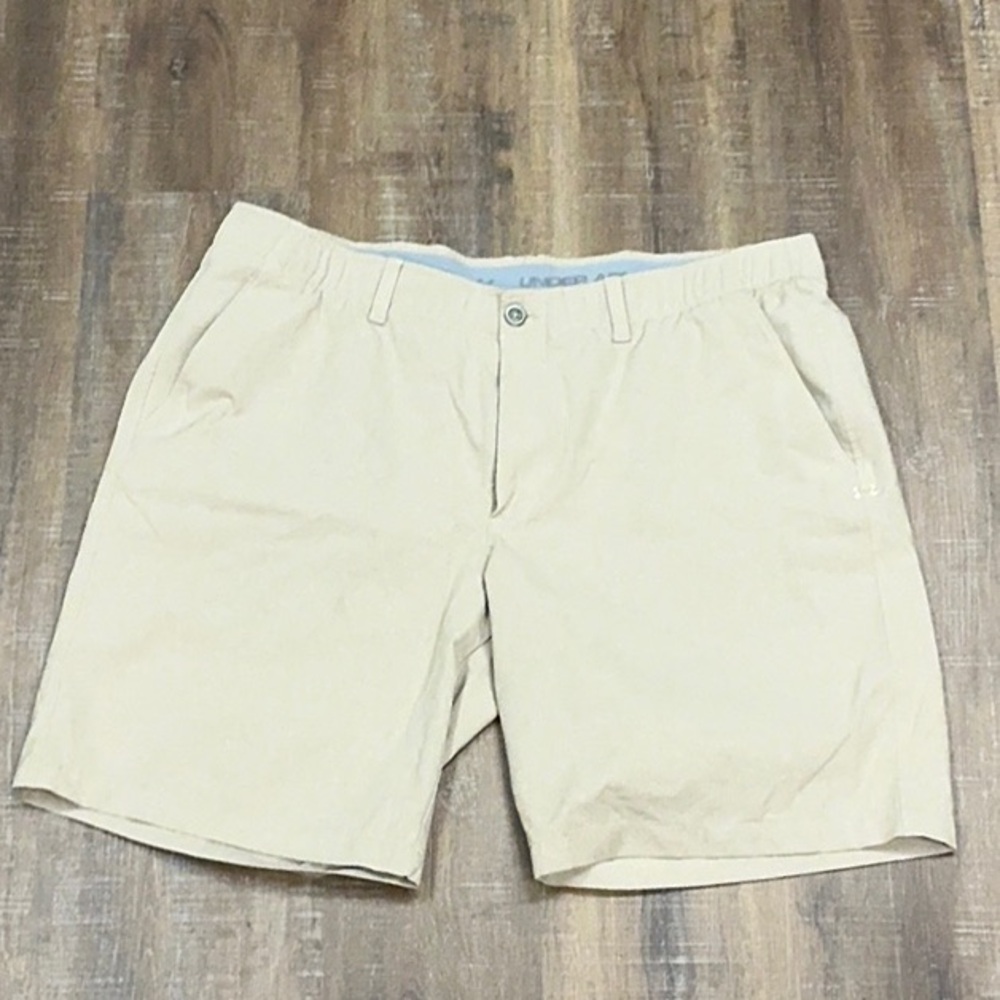 Men's Tan Shorts